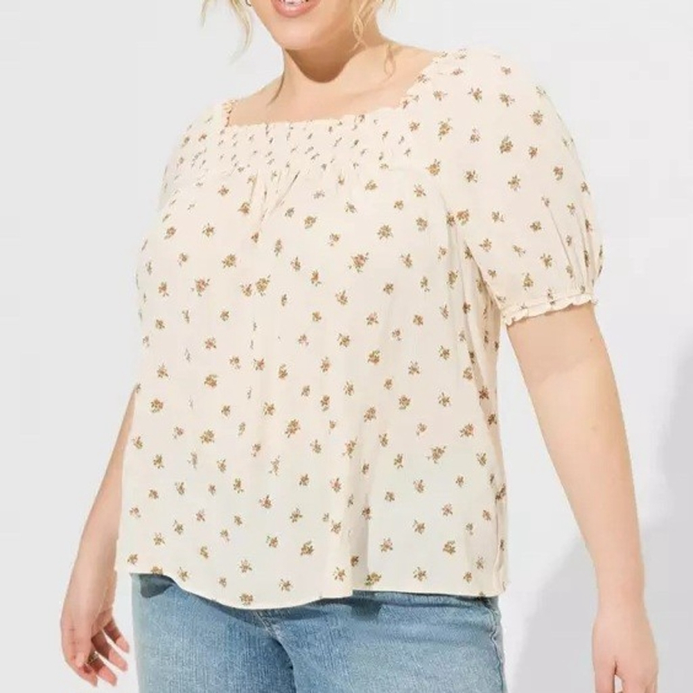 Torrid Womens Ditsy Floral Gauze Smocked Top 2X Cream Cottagecore Feminine Flowy - Picture 9 of 10
